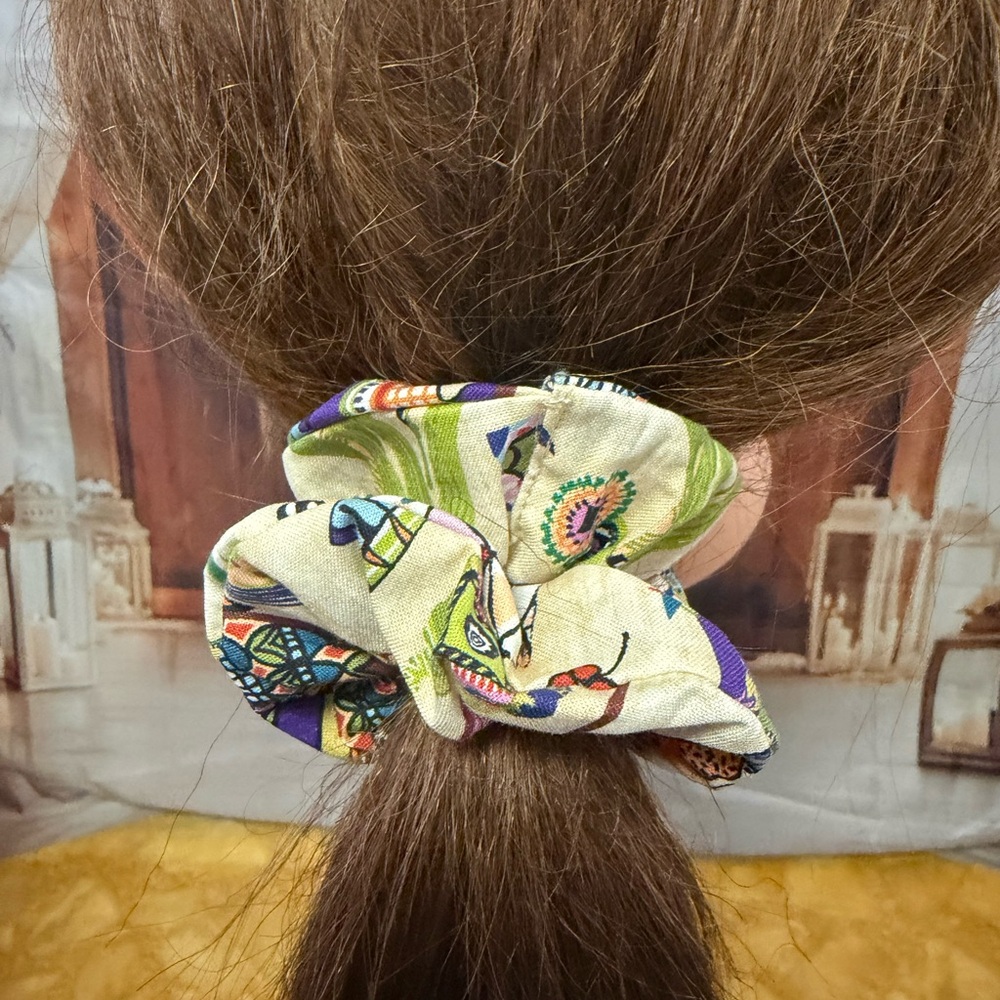 Boho Patterned Fabric Scrunchie - Cream Base with Multicolor Print - Picture 2 of 4